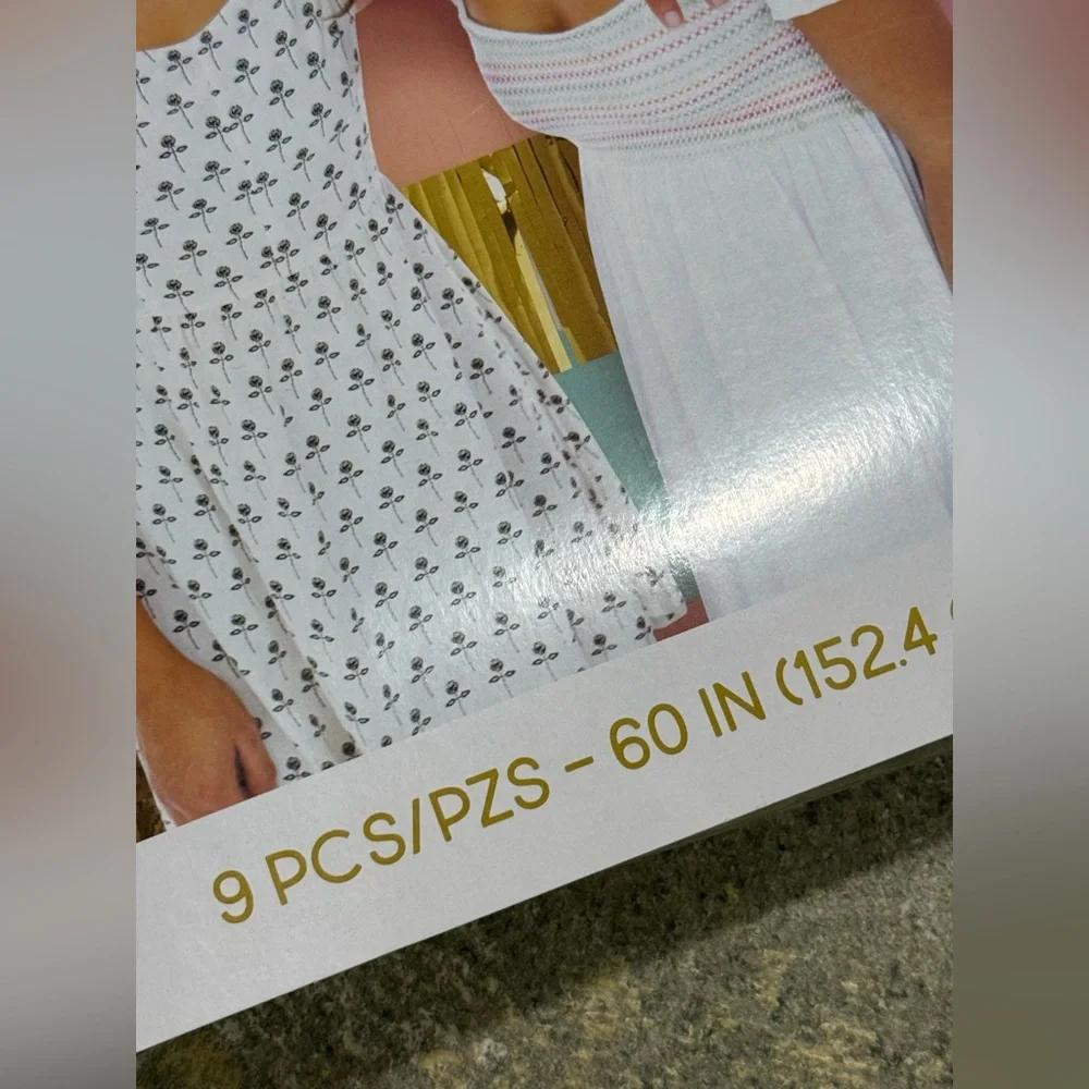 9 Piece Gold and White Backdtop Set - NIP